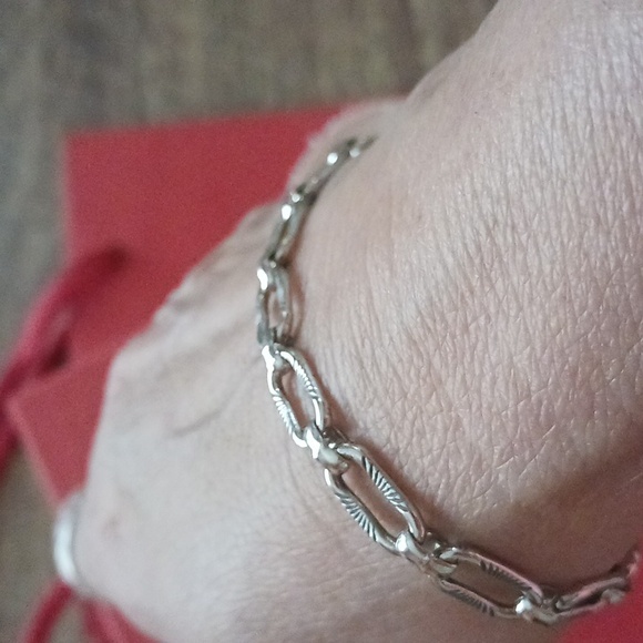 James Avery woman's bracelet - Picture 4 of 4